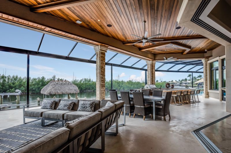Deck Enclosure Construction in Austin, TX